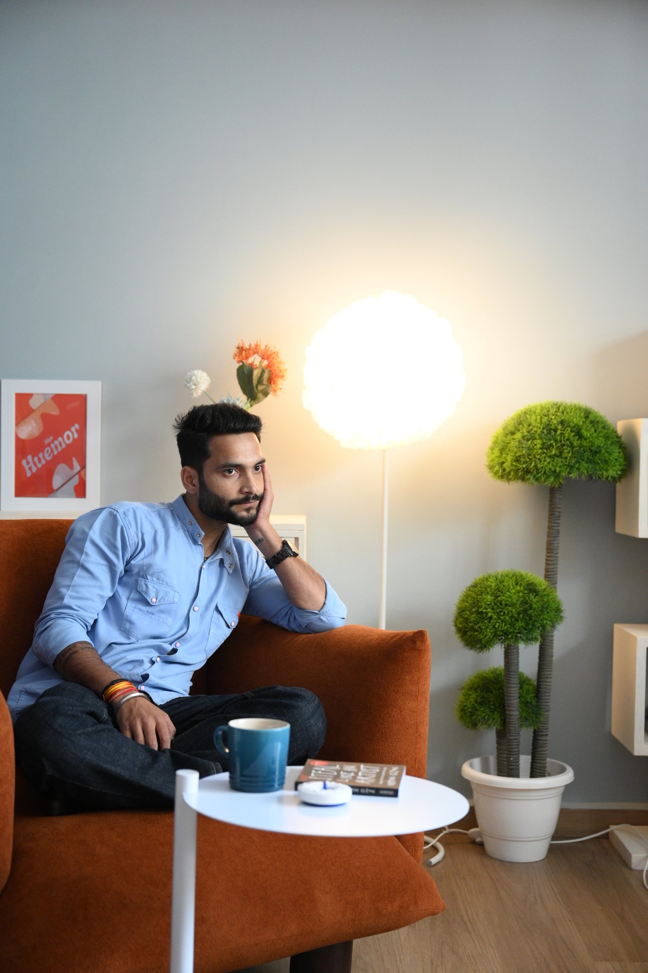 Vertical furnished lifestyle frame